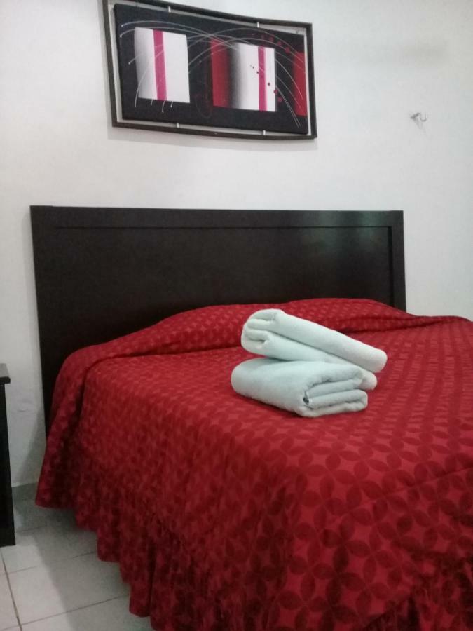Hotel 41 Valladolid バリャドリッド エクステリア 写真
