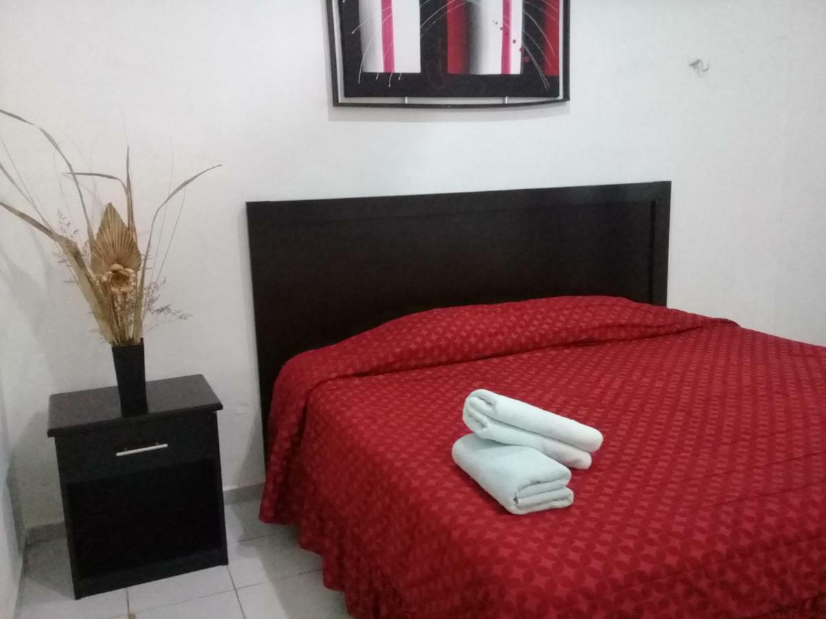 Hotel 41 Valladolid バリャドリッド エクステリア 写真